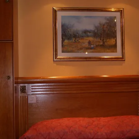 Courtonne Hotel Caen