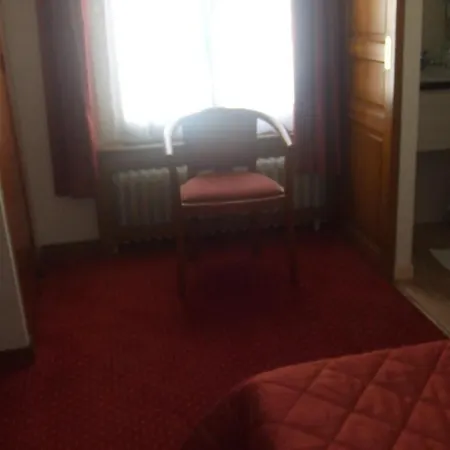 Hotel Courtonne 2*